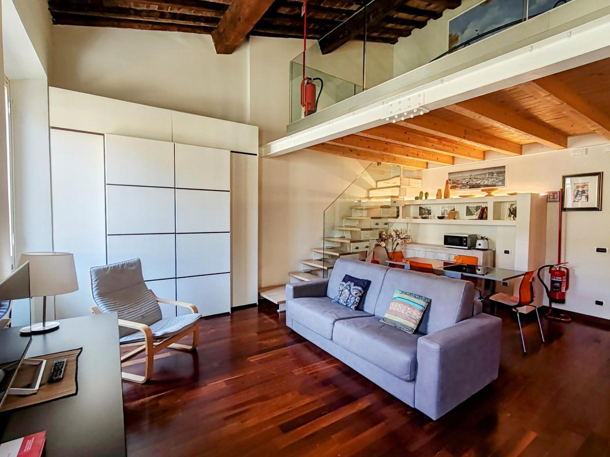 Cavour Suite Mezzanine By 360Rentals Florence Exterior photo